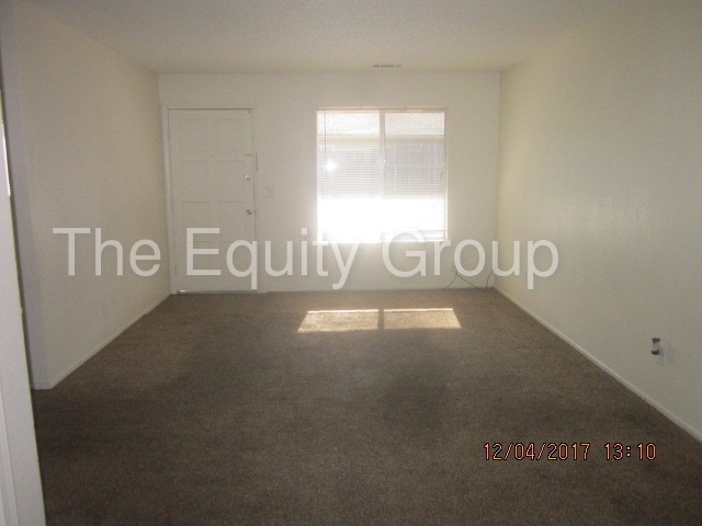 Building Photo - 845 S Demaree St