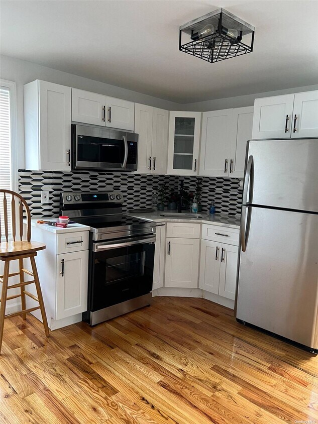 Primary Photo - 134-21 232nd St