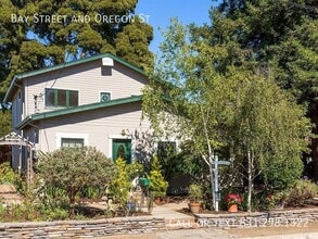 Building Photo - 224 Wilkes Cir