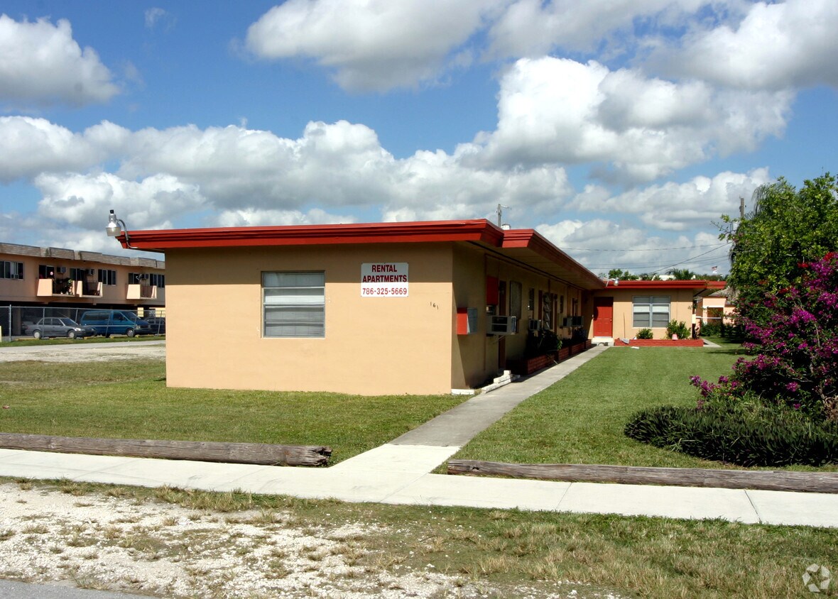 Building Photo - 161 NW 9th St