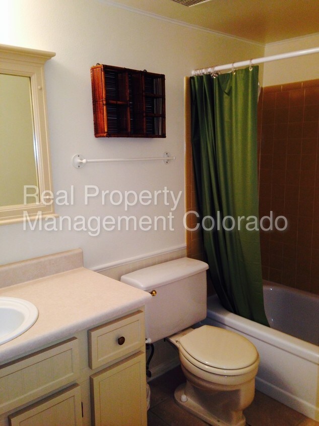 Building Photo - 15202 E Hampden Cir