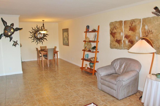 Comedor - 2727 Miradero Dr