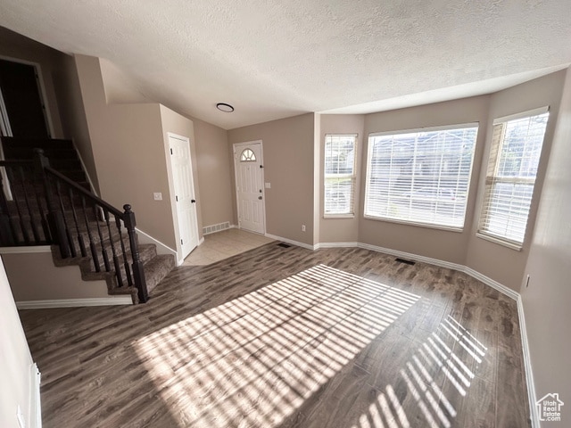 Building Photo - 15059 S Manilla Dr
