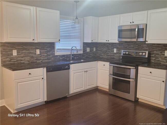 Building Photo - 104 Stonewall St