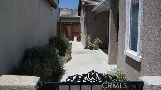 Foto del edificio - 255 Firestone Ln