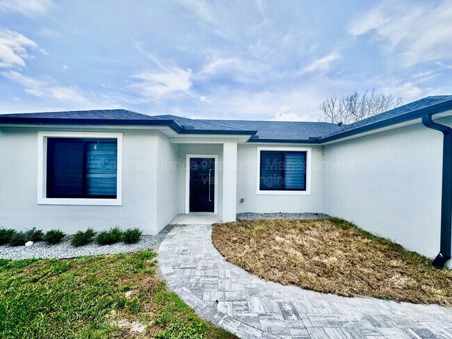 Foto del edificio - 774 W 9th St