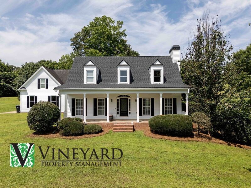 Primary Photo - 255 Henson Way