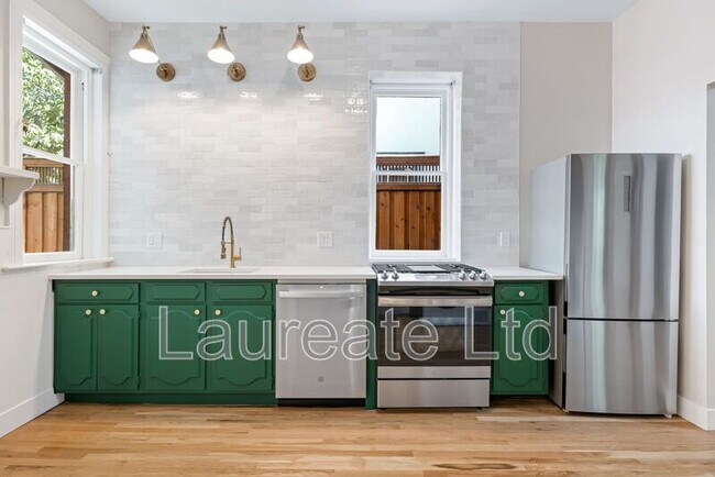 Foto del edificio - 1126 Lafayette St
