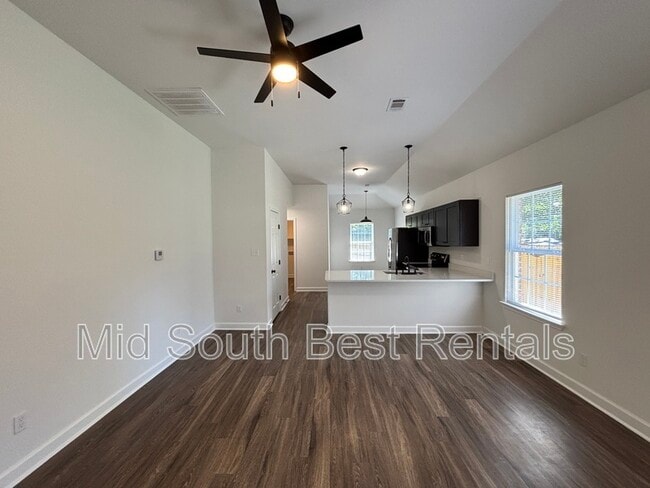 Foto del edificio - 3309 Katherine St
