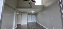 Primary Photo - 8870 Fontainebleau Blvd