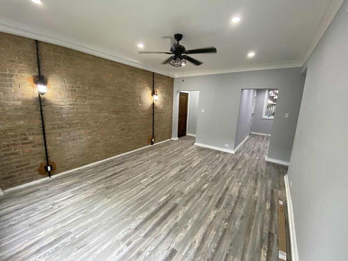 Foto principal - 6135 N Glenwood Ave