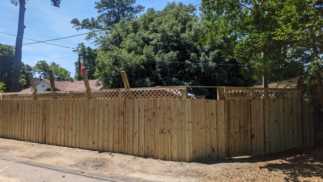 New privacy fence - 661 North Street