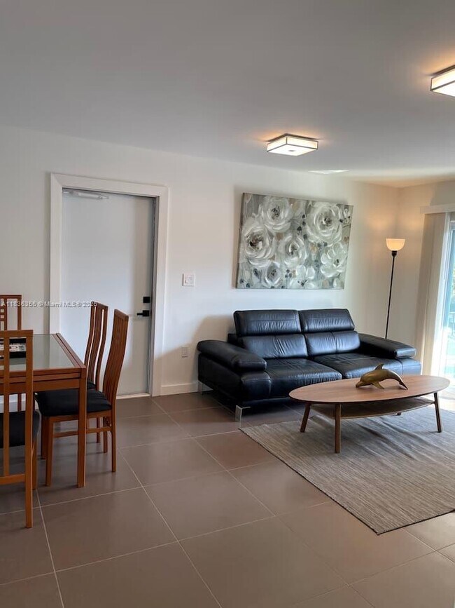Foto del edificio - 427 SW 7th St