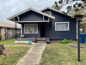 Building Photo - 613 Jerry Coleman St