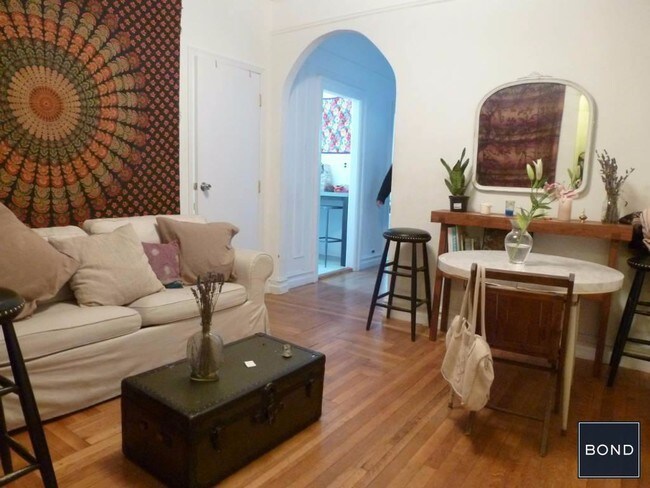 Foto del edificio - 430 E 6th St