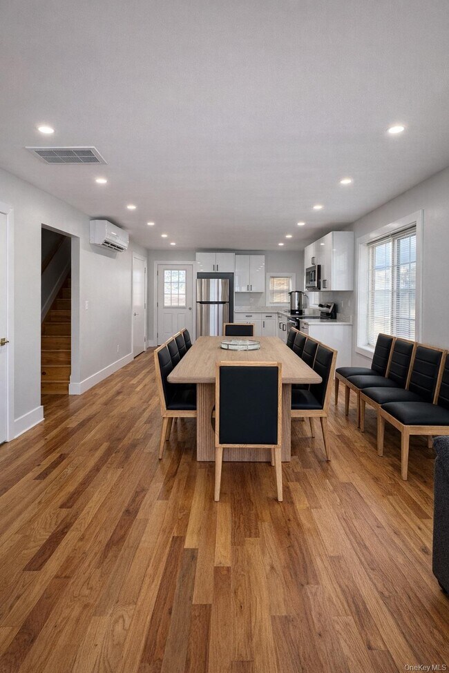 Building Photo - 1140 NY-52