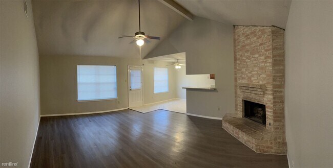 Foto del edificio - 3 br, 2 bath House - 7522 Echo Pines Dr