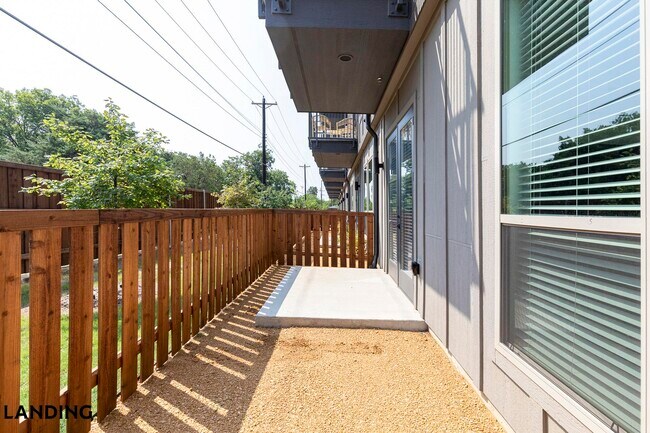 Foto del edificio - 650 E Sycamore St