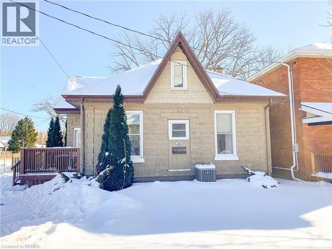 Building Photo - 25 Drummond St