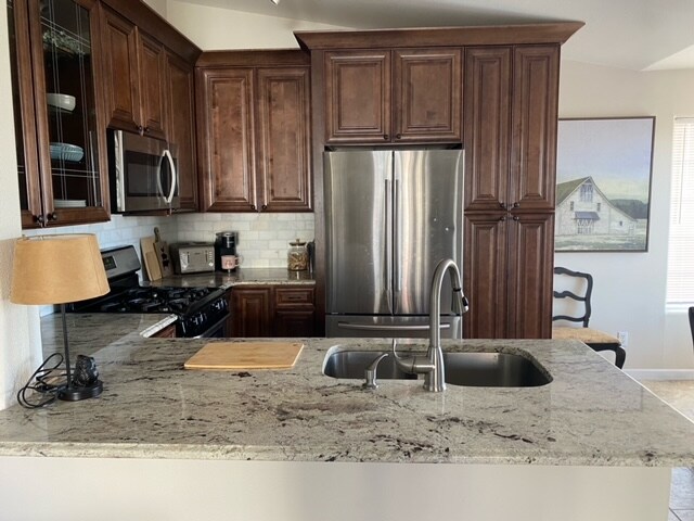 Foto del edificio - 8342 Pebble Creek Way