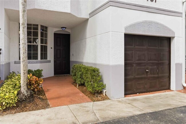 Foto del edificio - 751 SW 148th Ave