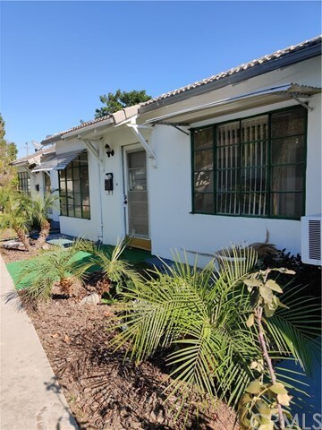 Primary Photo - 142 E Hanna St
