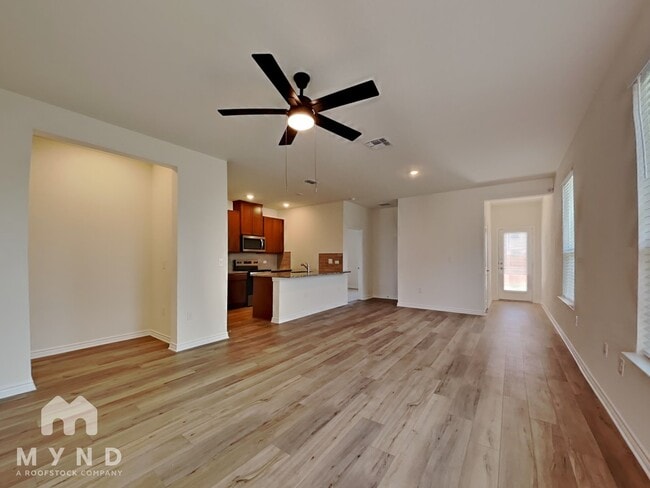 Building Photo - 13218 Clubhouse Blvd