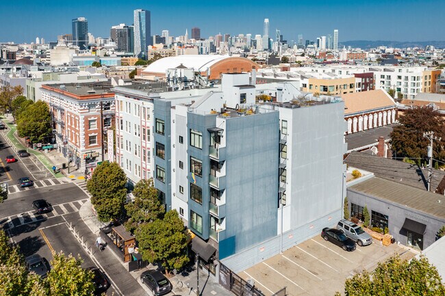 Aerial Photo - 411 Valencia