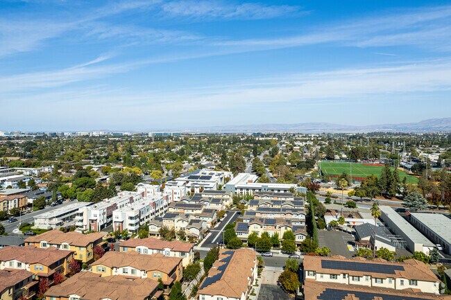 Context - Lotus Townhomes