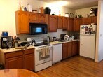Primary Photo - 122 Berkshire St