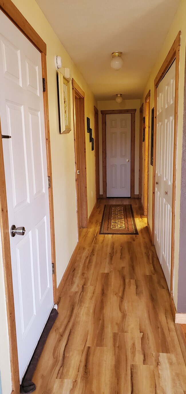 Foto del edificio - 5320 Foster Ln