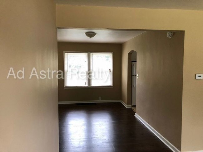 Foto del edificio - 5502 Harvard Ave, Raytown, MO 64113