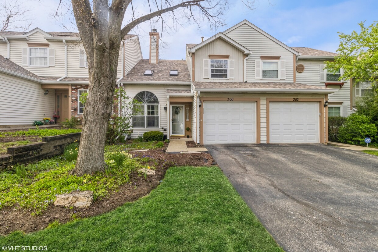 Foto principal - 300 Ascot Ln