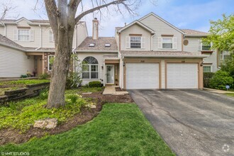 Building Photo - 300 Ascot Ln