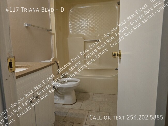 Foto del edificio - 4117 SW Triana Blvd