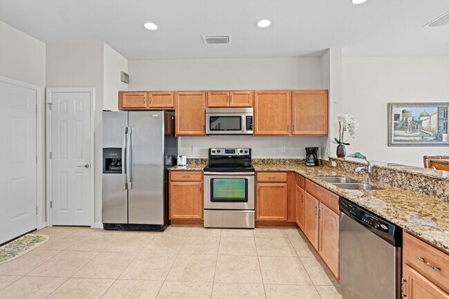 Building Photo - Verona Point Townhome for annual rent