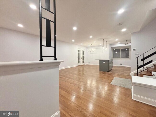 Foto del edificio - 2712 Finch St