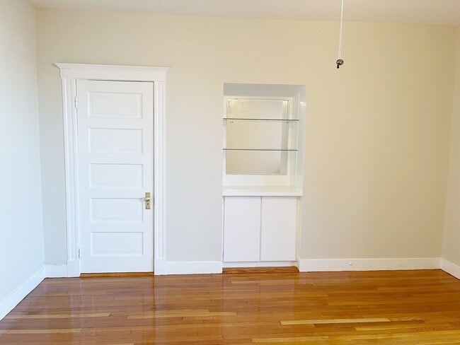 Building Photo - 40 Orkney Rd