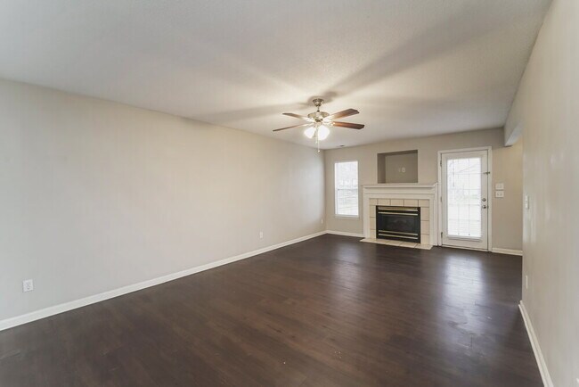 Foto del edificio - 4885 Bentridge Dr NW