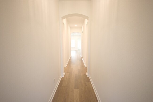 Building Photo - 27003 Golden Isle Ln