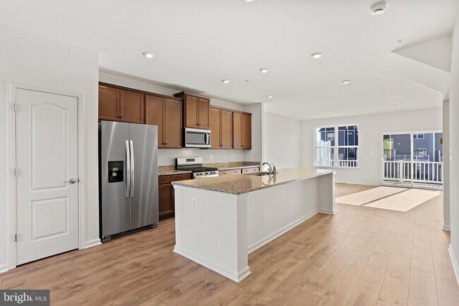 Building Photo - 1558 Iron Horse Wy