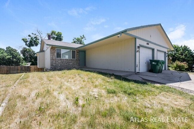 Building Photo - 108 Yank Way