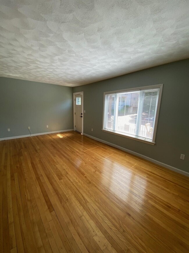 Building Photo - 53 Farragut Ave