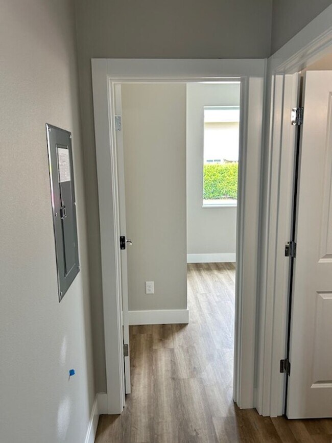 Foto del edificio - Brand New- Single Level 1 Bedroom