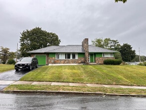 Building Photo - 75 Cardinal Ave