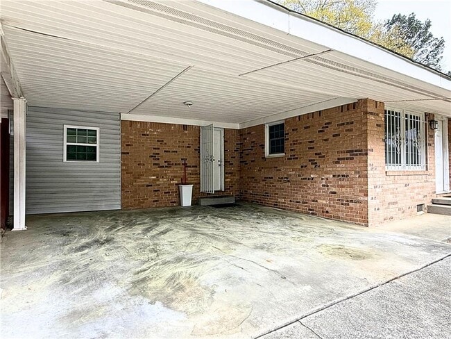 Building Photo - 6424 Monica Dr
