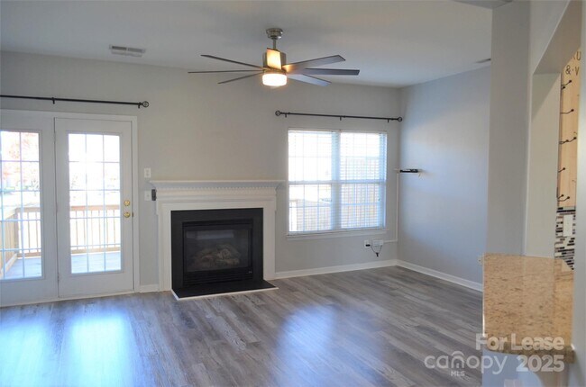 Foto del edificio - 16217 Peachmont Dr
