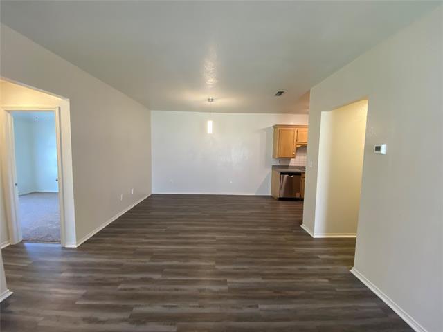 Foto del edificio - 10303 Lone Pine Ln