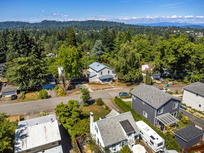 Foto del edificio - 3903 SW Baird St