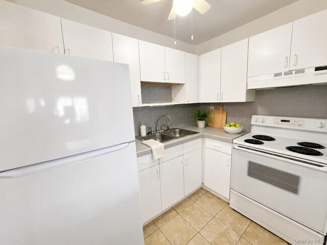 Foto del edificio - 274 Hooker Ave